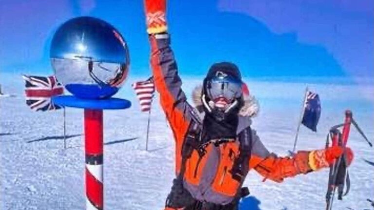 Mowi-tekniker Karen (21) er tidenes yngste som har gått på ski til Sydpolen