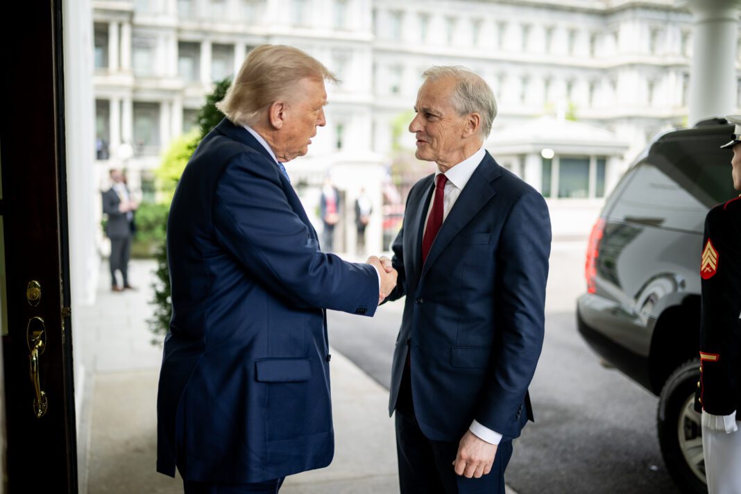 President_Donald_Trump_greets_Prime_Minister_Gahr_Store_of_Norway_(54476050780)