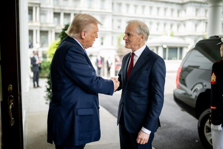 USA-eksporten av fersk hel laks halvert etter Trump-tollen