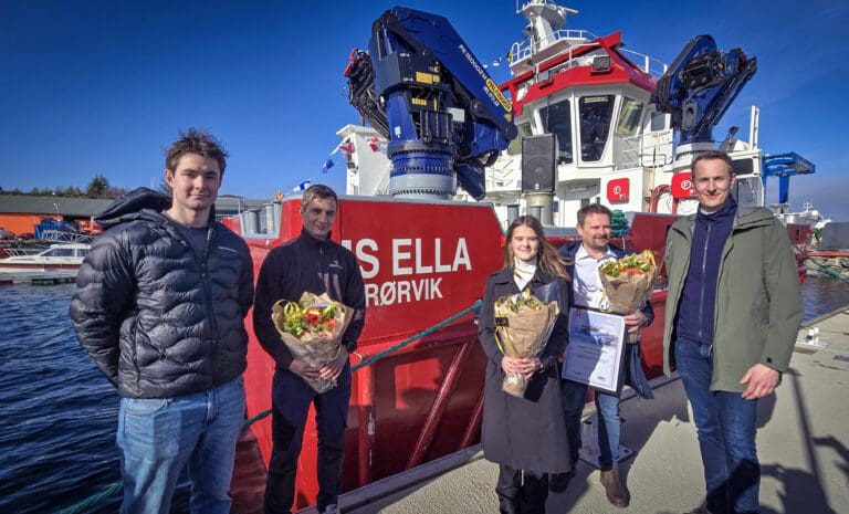 Sinkaberg døpte den nye el-båten “Ella” – med navn etter gründerens første oldebarn
