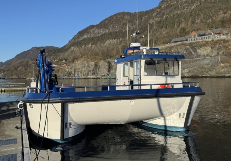 – Nokon meiner kanskje at katamaranar ikkje er dei vakraste båtane på fjorden. Men dei gjer jobben.