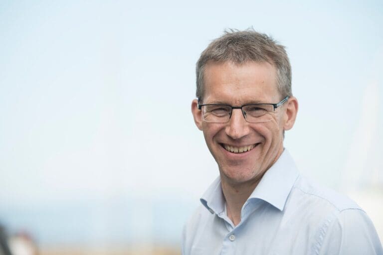 AquaGen-topp trekker seg